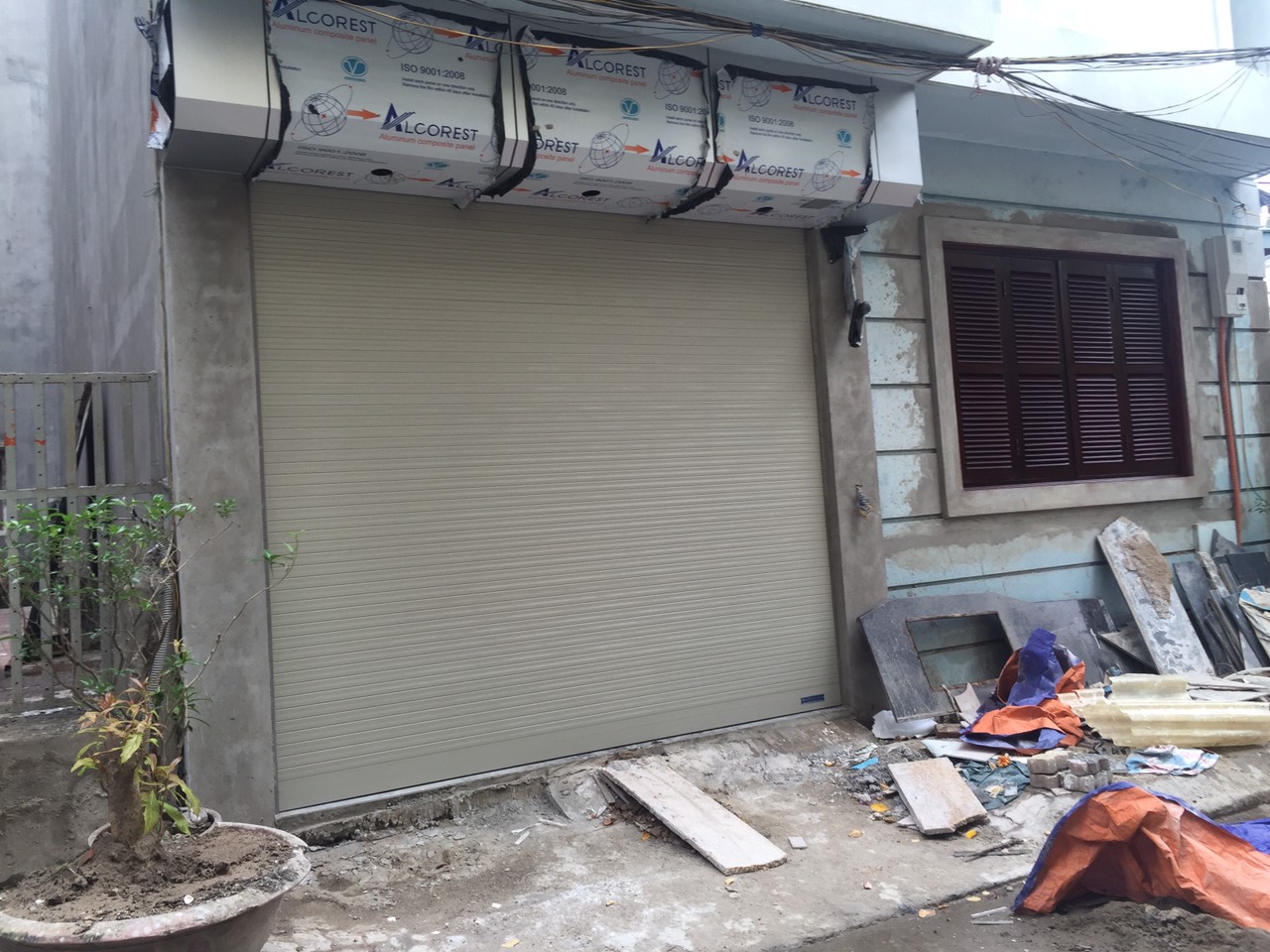 Lắp đặt cửa cuốn austdoor S50i tại quận Hoàng Mai , Hà Nội