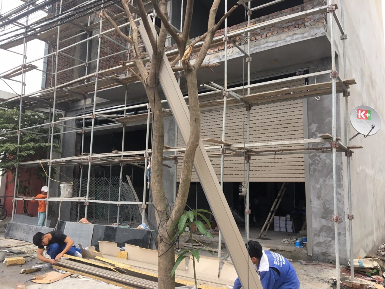 Lắp đặt cửa cuốn tại Xa la, Hà Đông, Hà nội