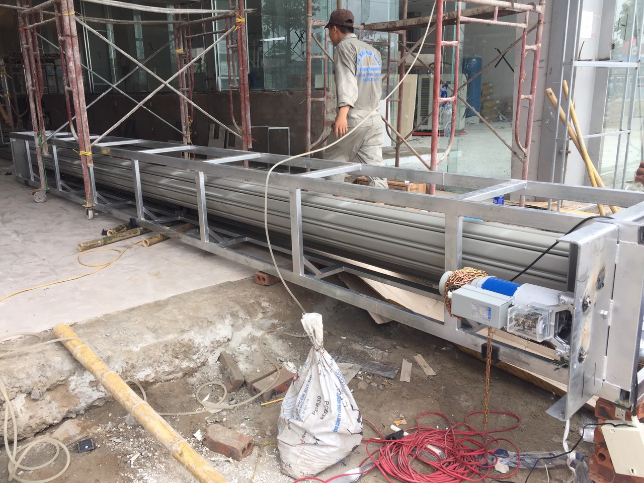 Lắp đặt cửa cuốn tại Yên Viên, Gia Lâm,Hà nội
