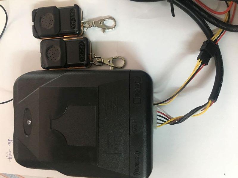 Sửa hộp điều khiển cửa cuốn và remote nhanh chóng tại nhà
