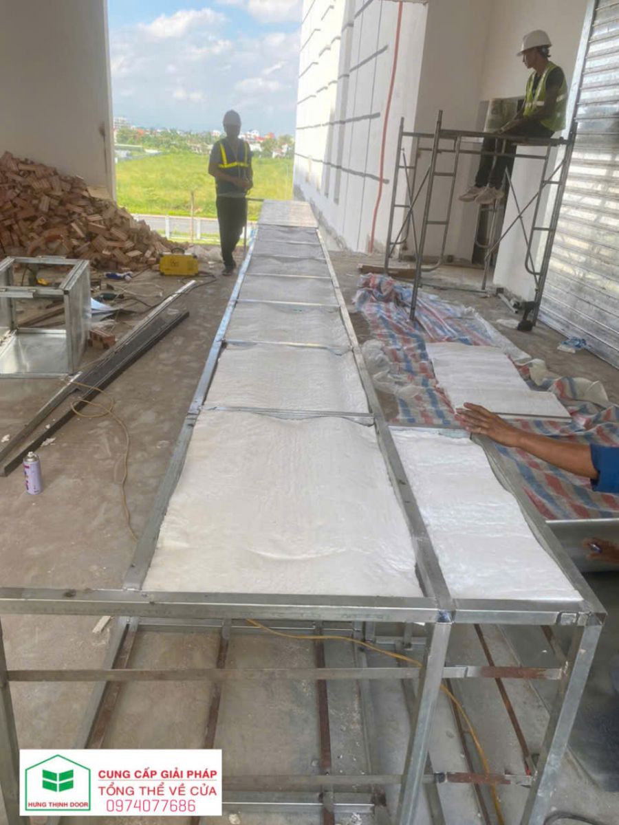 lắp đặt hôpk kĩ thuật cửa cuốn chống cháy ei60